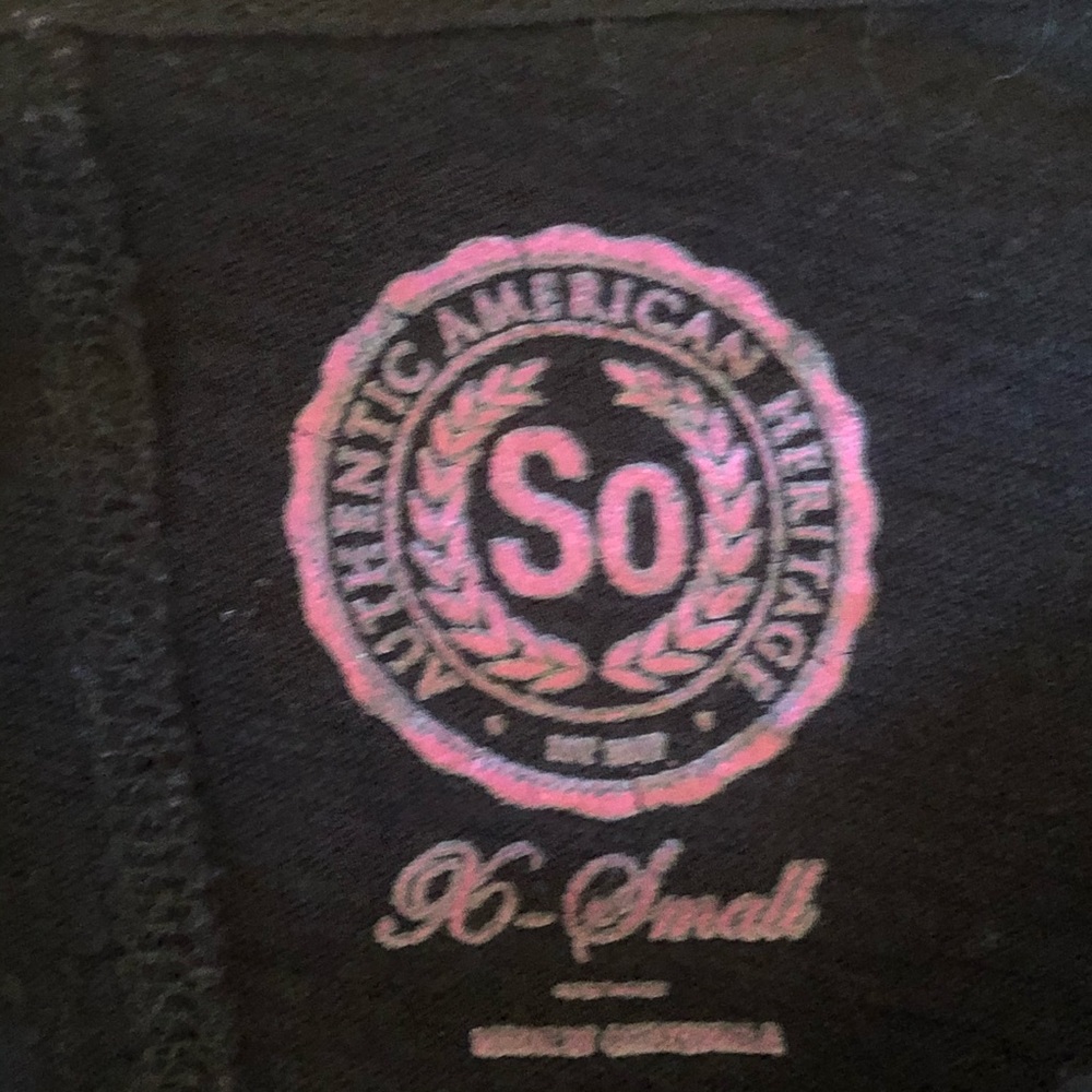 SO black scoop neck #10 shirt - Picture 5 of 5